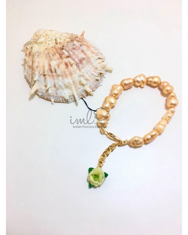 WHITE ROSE BRACELET